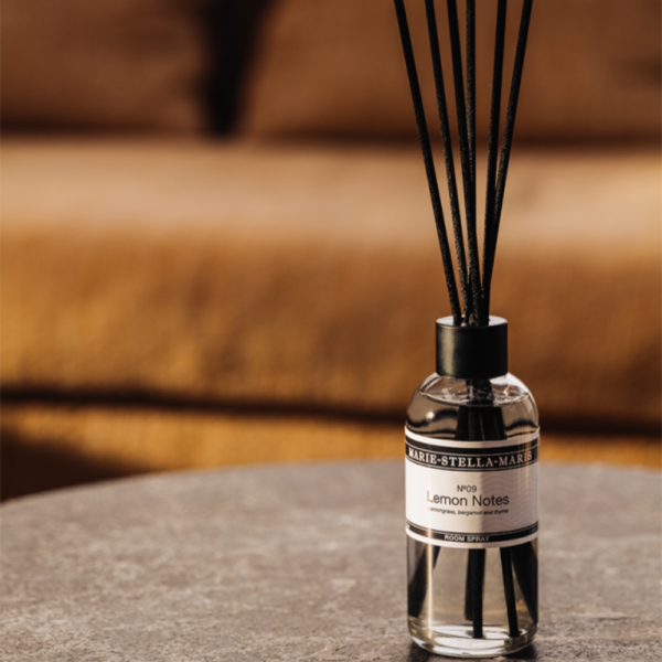 Fragrance Sticks Lemon Notes