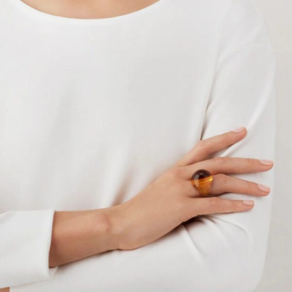 Cabochon Ring Amber crystal