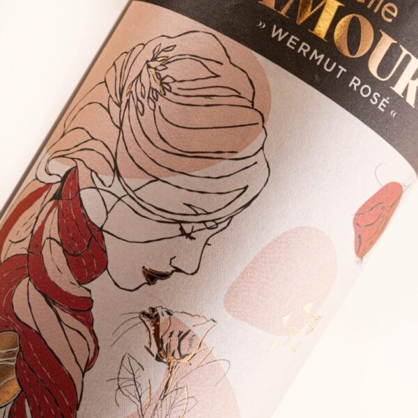 BELLE AMOUR Red Wormwood 750ml 18%