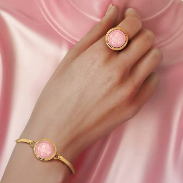 Aréthuse Round Ring Clear rose-pearled crystal, 18-carat yellow gold-plated