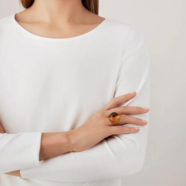Cabochon Ring Amber crystal
