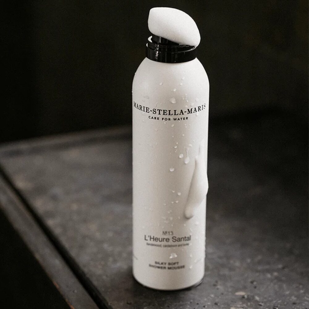 Silky Soft Shower Mousse L'Heure Santal