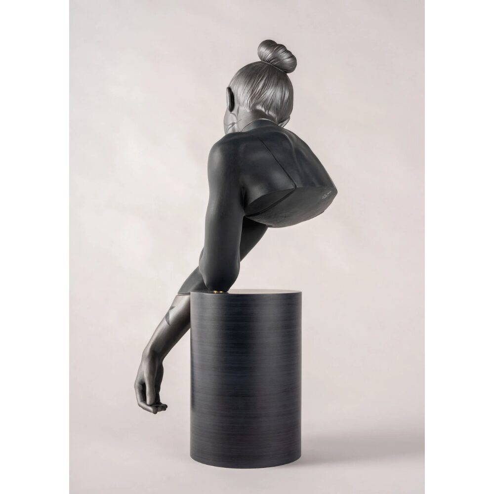 Reflections of Nature - Her Sculpture