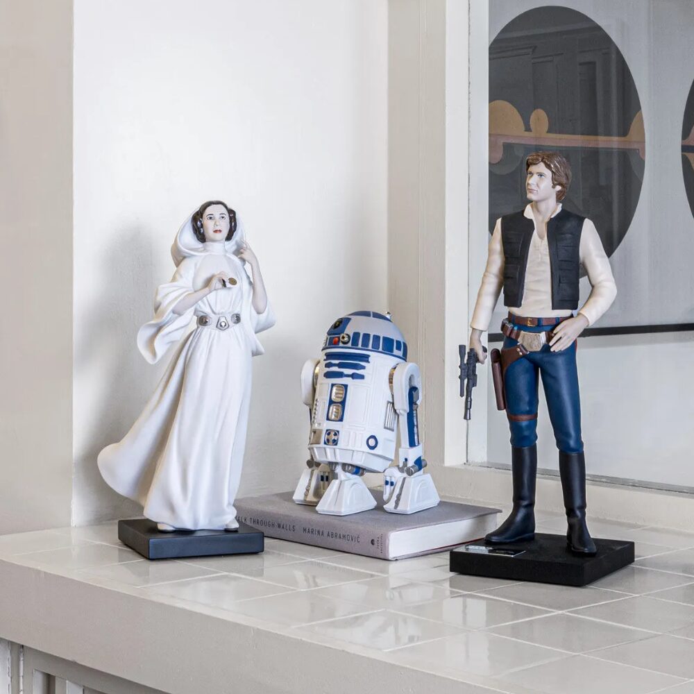 R2D2 Sculpture
